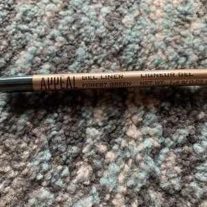 NWT Forrest Green Gel Liner